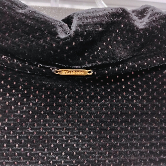 St John Sport Marie  Black Zip Up Velour Designer Jacket - Picture 5 of 5